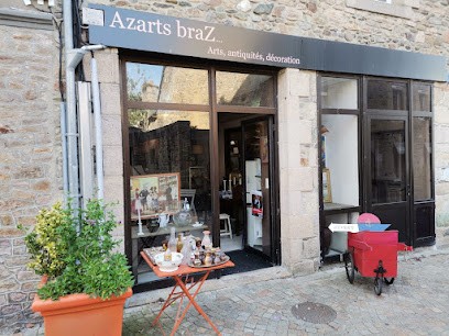 Azarts BraZ., Magasin d'Antiquités à Paimpol