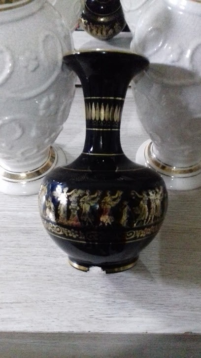 Arnaud Fieni, Magasin d'Antiquités à Trith-Saint-Léger