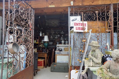 La Malle Ardéchoise, Magasin d'Antiquités à Lavilledieu