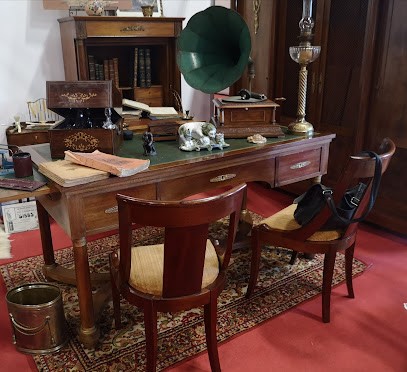 Brocante Antiquités Patrice Mexé, Magasin d'Antiquités à Albi