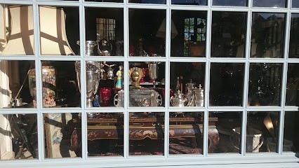 Ornements Antiquités, Magasin d'Antiquités à Rémalard en Perche