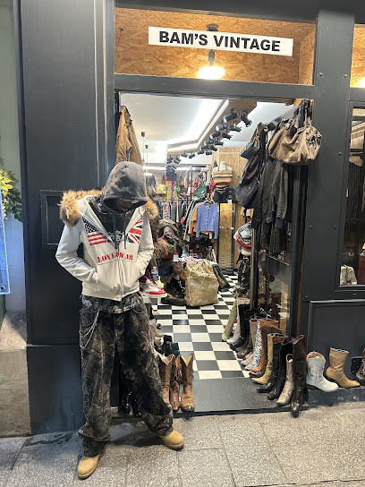 Bam's Vintage Friperie à Paris 02