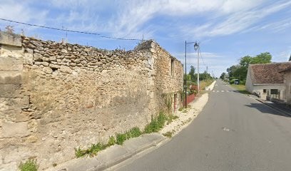Guillemet Olivier / Artefact Brocante, Magasin d'Antiquités à Ferrière-Larçon