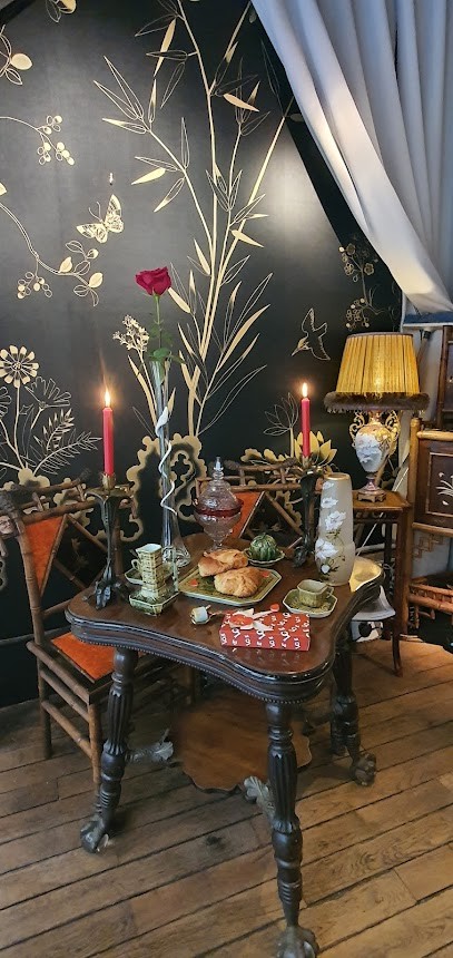 Galerie Vauclair, Magasin d'Antiquités à Saint-Ouen