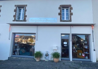 Rene And Edith Antiques Brocante, Magasin d'Antiquités à Chaillac