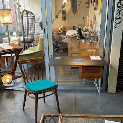 Hélène Puech Magasin D'antiquités à Saint-Ouen-sur-Seine