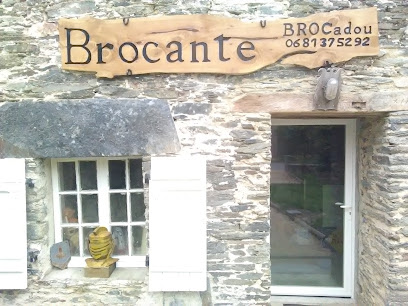 Brocante Brocadou, Magasin De Seconde Main à Sizun