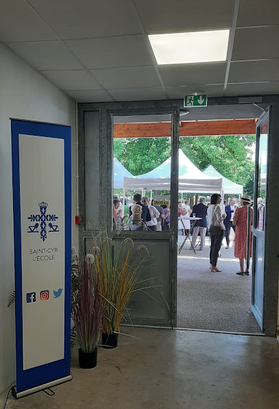 Le Grenier, Ressourcerie Magasin De Seconde Main à Saint-Cyr-l'École