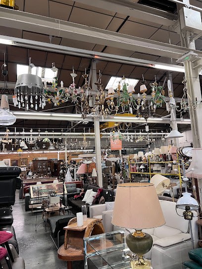 Emmanuel WEBER, Magasin d'Antiquités à Albertville