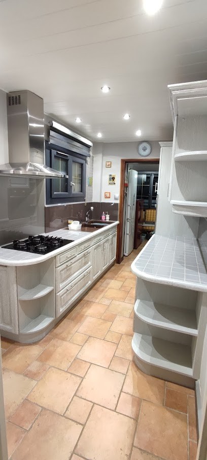 Holzapfel William-Philippe, Magasin d'Antiquités à La Ferté Macé