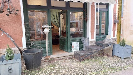 Antiquités Brocante Olivier Bouché, Magasin d'Antiquités à Monpazier