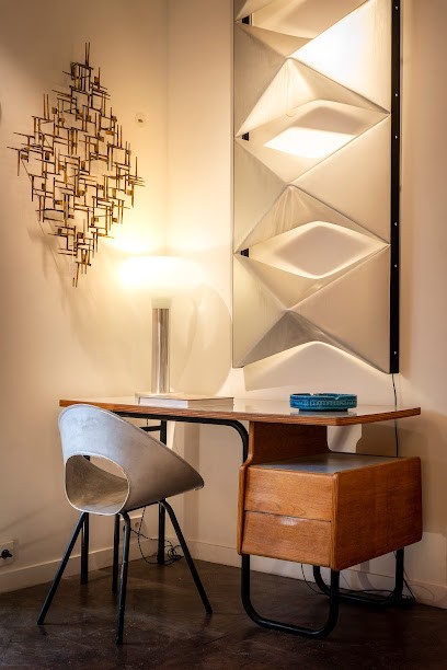 Jean-Luc Ferrand Antiquités, Magasin d'Antiquités à Saint-Ouen