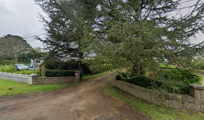 Messiet Samira, Magasin d'Antiquités à Pleumeur-Bodou