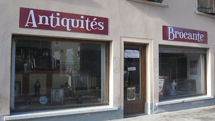 Aubrac Antiquités, Magasin d'Antiquités à Laguiole