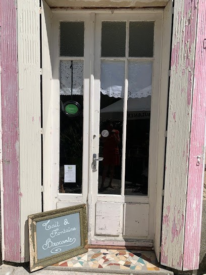 Tait et Fontaine Brocante, Magasin d'Antiquités à Duras
