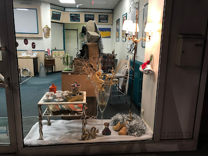 Le Petit Grenier Magasin D'antiquités à Valence