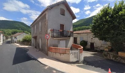 Berges Jean Louis, Magasin d'Antiquités à Saint-Pé-d'Ardet