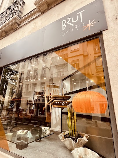 BRUT GALERIE - Perpignan, Magasin d'Antiquités à Perpignan