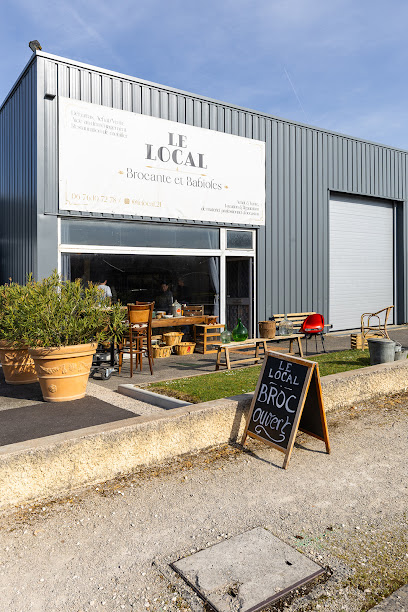 Le Local Brocante & Babioles, Magasin D'antiquités à Quetigny