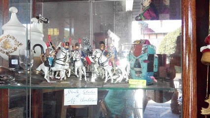 Le Trouv'Tout, Magasin d'Antiquités à Gimont