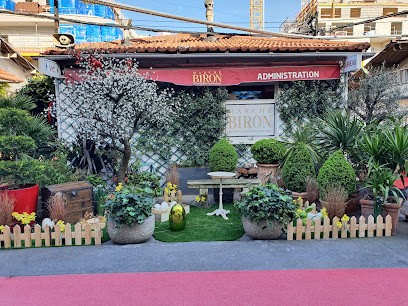 Biron Market, Magasin d'Antiquités à Saint-Ouen