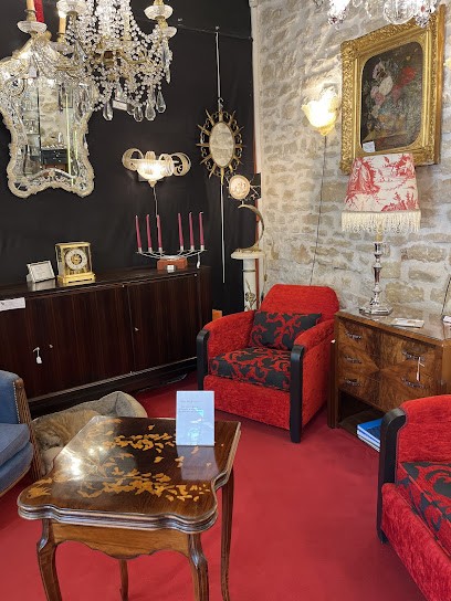 Hellouin Pascal, Magasin d'Antiquités à L'Isle-sur-la-Sorgue