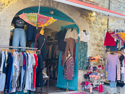 One More Time Magasin De Seconde Main à Vallon-Pont-d'Arc