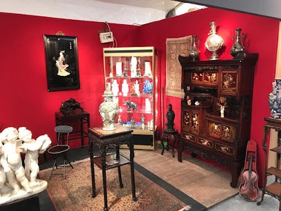 Jonathan Marchal Antiquaire, Magasin d'Antiquités à Chambourcy