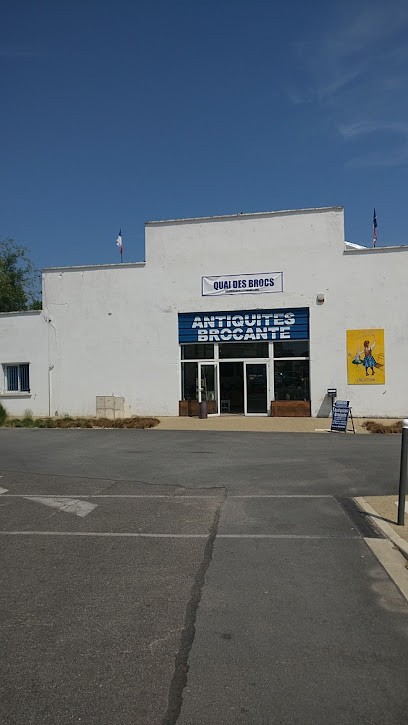 QUAI DES BROCS, Magasin d'Antiquités à Bourg