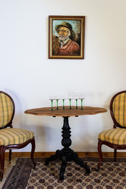 Grange Ville Tanet, Magasin d'Antiquités à Landéhen