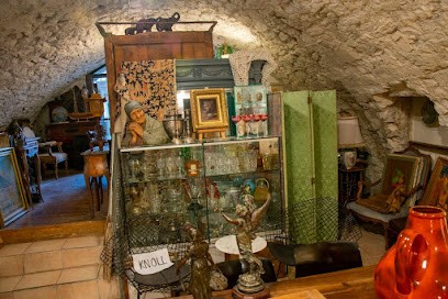 Antiquités Mathieu, Magasin d'Antiquités à Sisteron