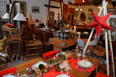 Du Cote De Chez Vous, Magasin d'Antiquités à Pont-l'Abbé