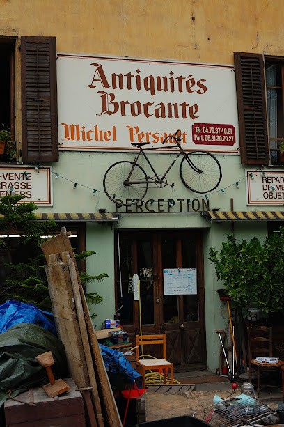 Persault Michel, Magasin d'Antiquités à Albertville