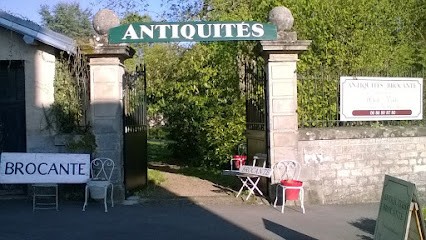 La Grande Maison Antiquités Brocante Romain Roussel Achat-Vente, Magasin d'Antiquités à La Vôge-les-Bains