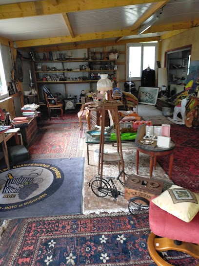 La Souris Verte, Magasin d'Antiquités à Neuvy-sur-Loire