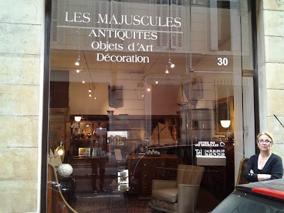 Les Majuscules, Magasin d'Antiquités à Marseille 06