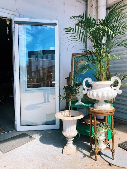 Antiquités Décoration Les Montées Orléans, Magasin d'Antiquités à Orléans