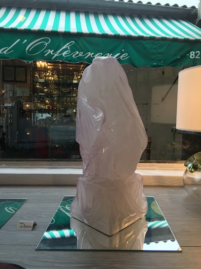 Galerie Maxime, Magasin d'Antiquités à Saint-Ouen