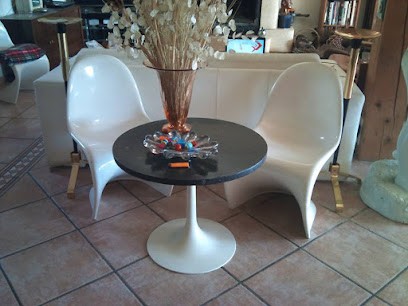 Vintage French Art : Brocante A Castres, Magasin d'Antiquités à Vielmur-sur-Agout