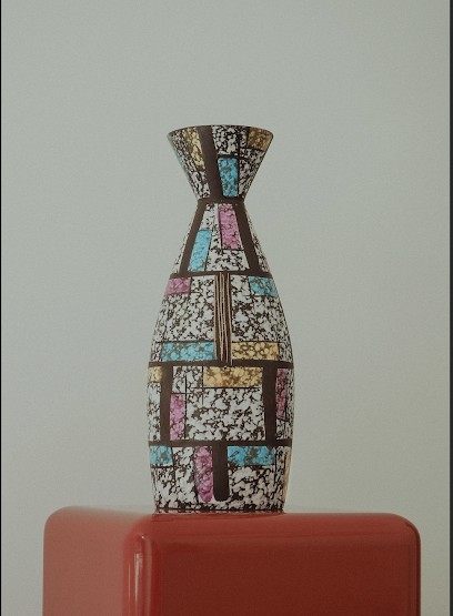 Les Collectionneurs En Provence, Magasin d'Antiquités à Orange