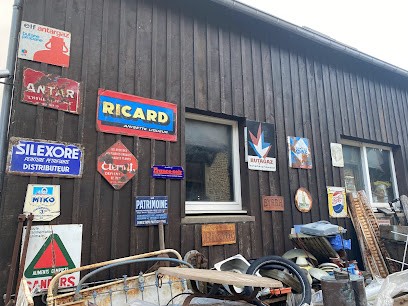 Meubles D'Hier Et D'Aujourd'hui, Magasin d'Antiquités à Poilley