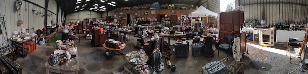 Brocante, Magasin d'Antiquités à Saint-Yrieix-la-Perche