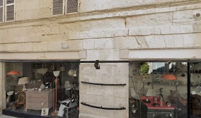 L’atelier des lumières, Magasin d'Antiquités à Saintes