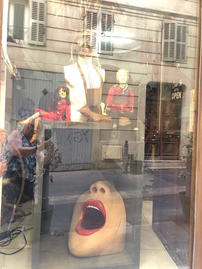 ACCÈS DÉCOR, Magasin d'Antiquités à Marseille 01