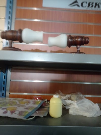 Doucenet Florent, Magasin d'Antiquités à Vallon-en-Sully